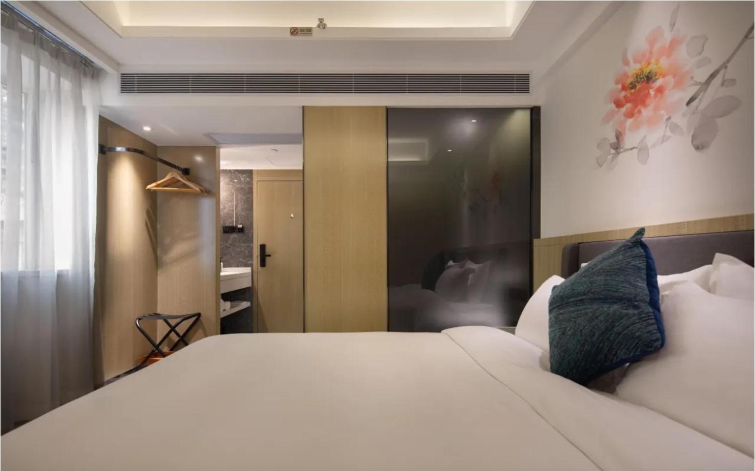 Paco Hotel Guangzhou Jiangtai Road Metro Branch Екстериор снимка