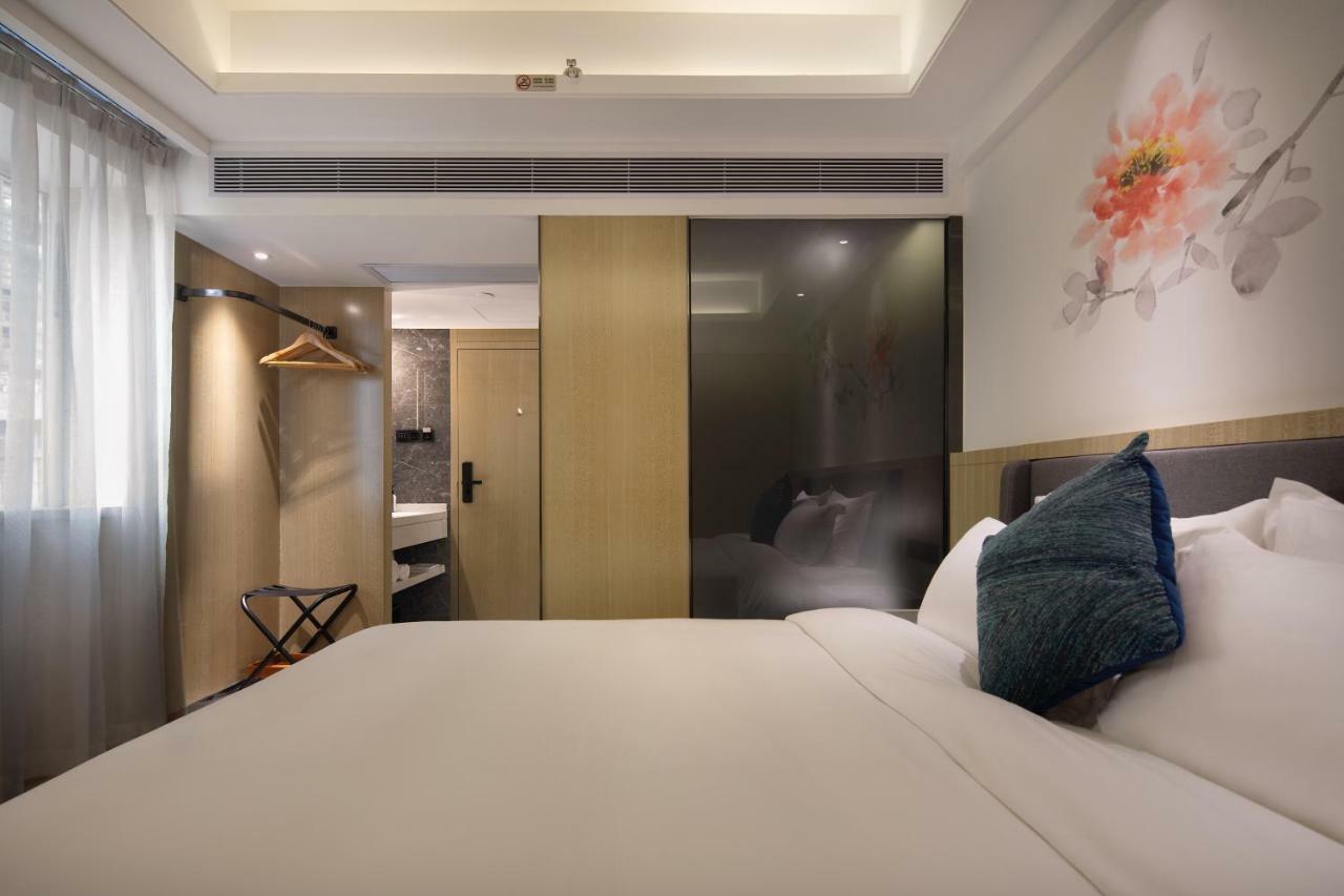 Paco Hotel Guangzhou Jiangtai Road Metro Branch Екстериор снимка