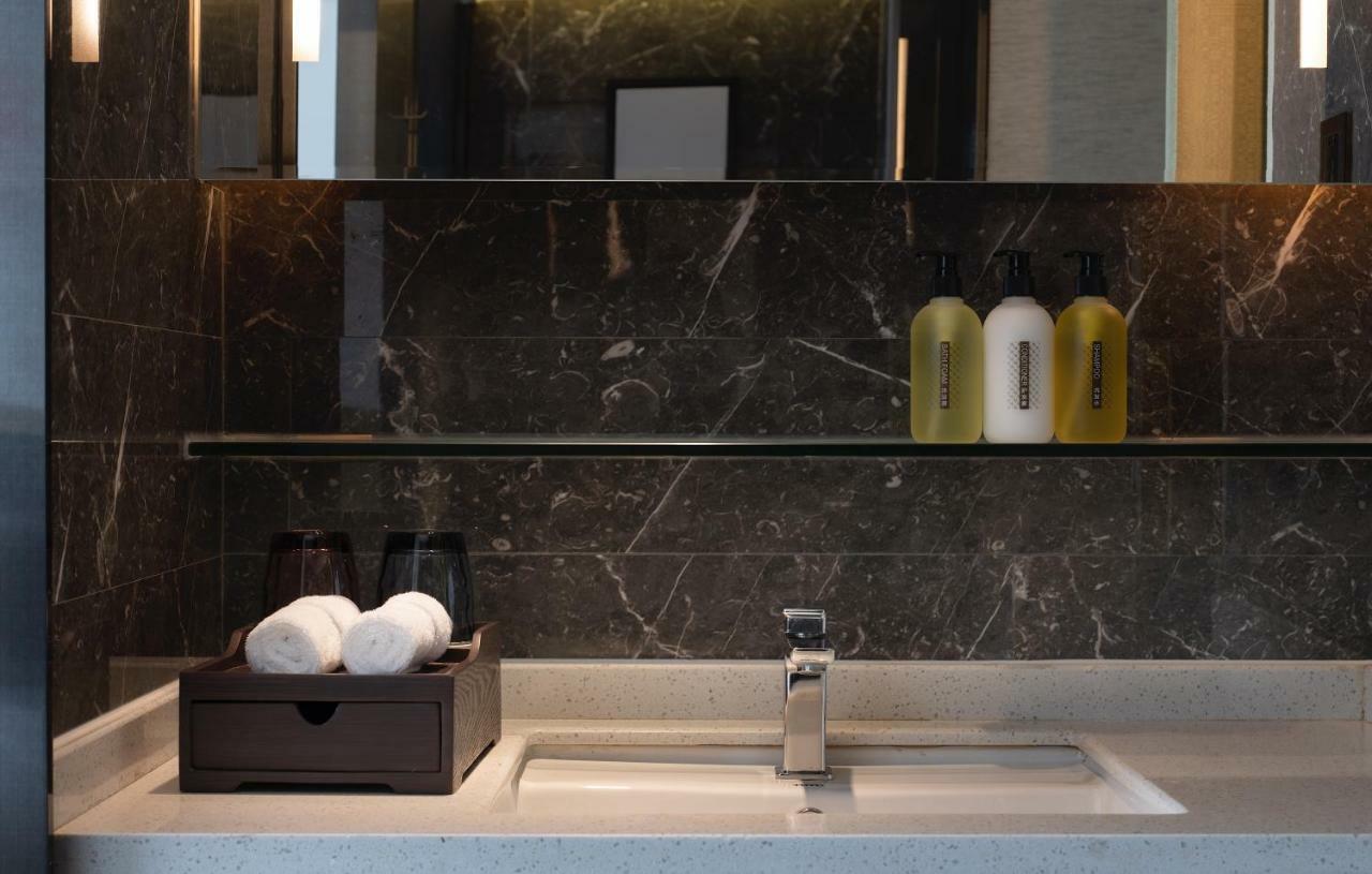 Paco Hotel Guangzhou Jiangtai Road Metro Branch Екстериор снимка
